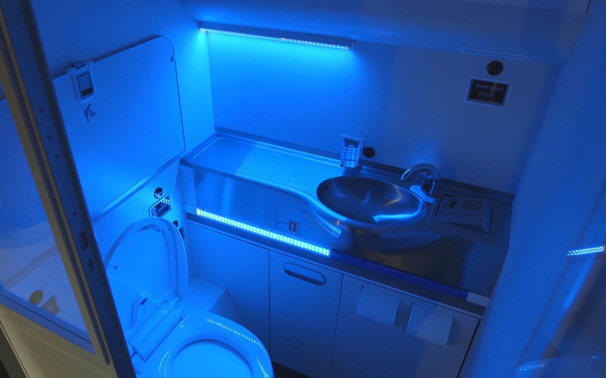 Boeing Self Cleaning Lavatory