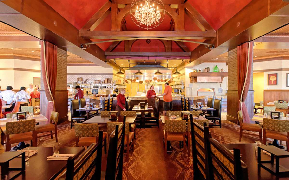 Trattoria al Forno restaurant at Disney&rsquo;s BoardWalk, FL