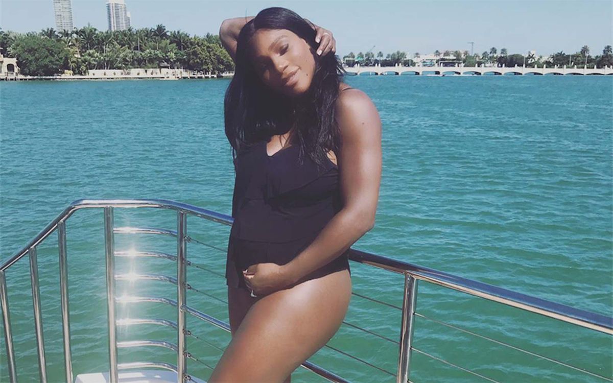 Serena Williams Pregnant Miami Vacation
