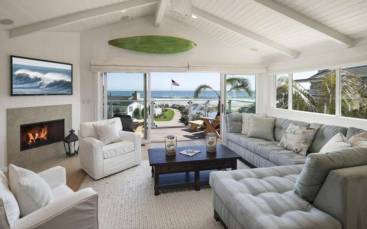 Mila Kunis and Ashton Kutcher's Beach House Living Room