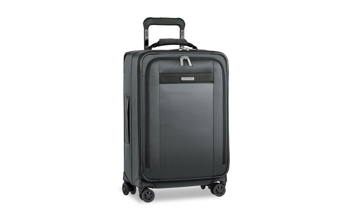 Briggs & Riley's Transcend VX Tall Carry-on Expandable Spinner