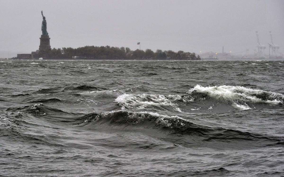 Hurricane Sandy Jose rain storm warning Atlantic ocean coast new york hudson river