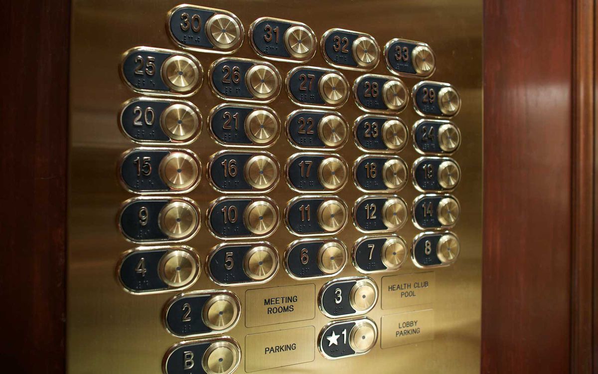 13th floor hotel story