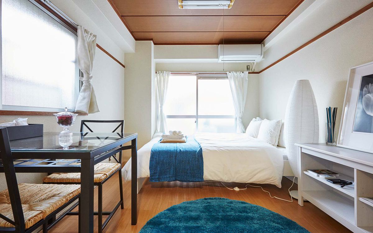 Tokyo Japan Vacation Holiday Apartment Rental Airbnb Samurai Shinjuku