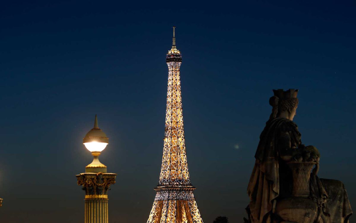 Lights of the Eiffel Tower in Paris