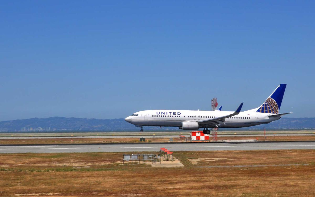 United 737 airplane on runway