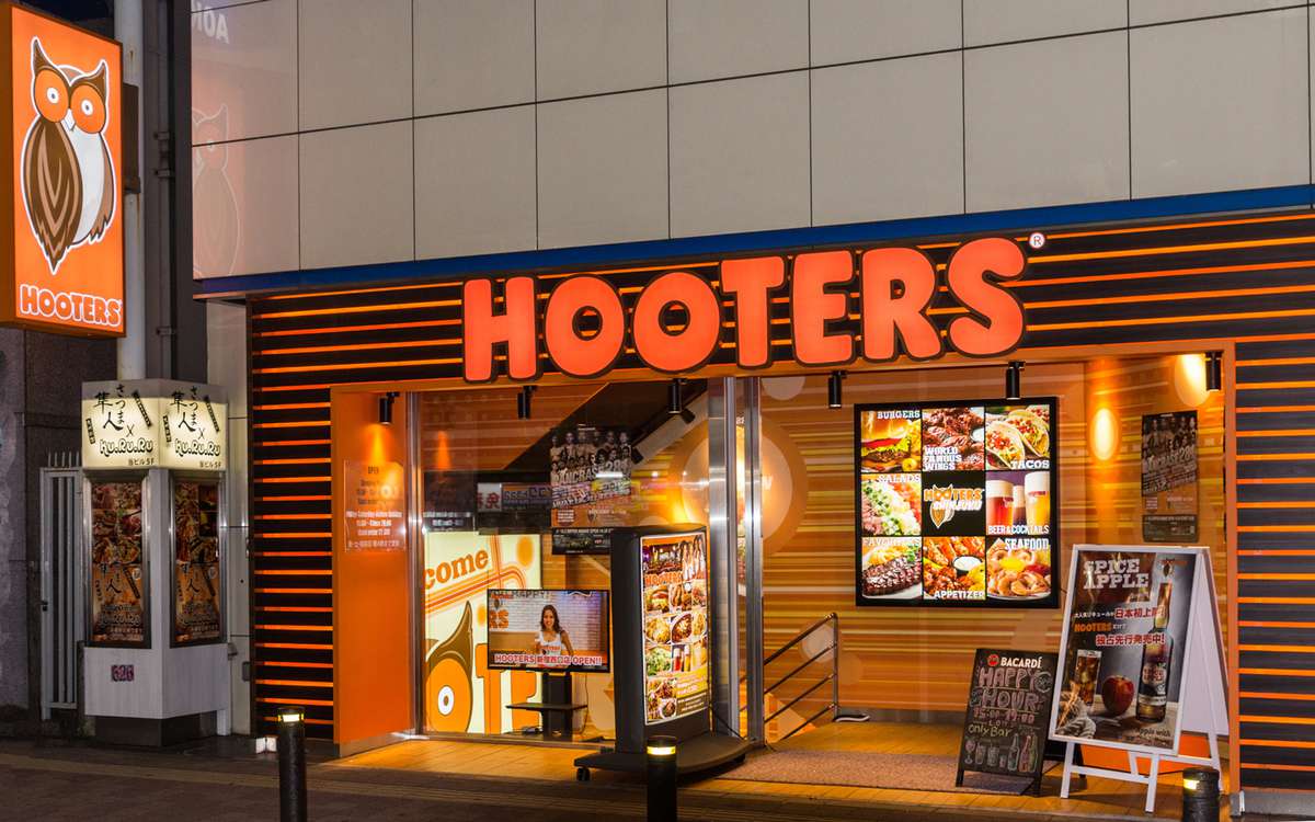 Hooters Restaurant at Shinjuku