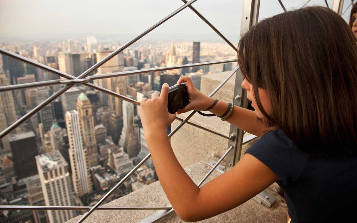 Taking a photo at the Empire State Building