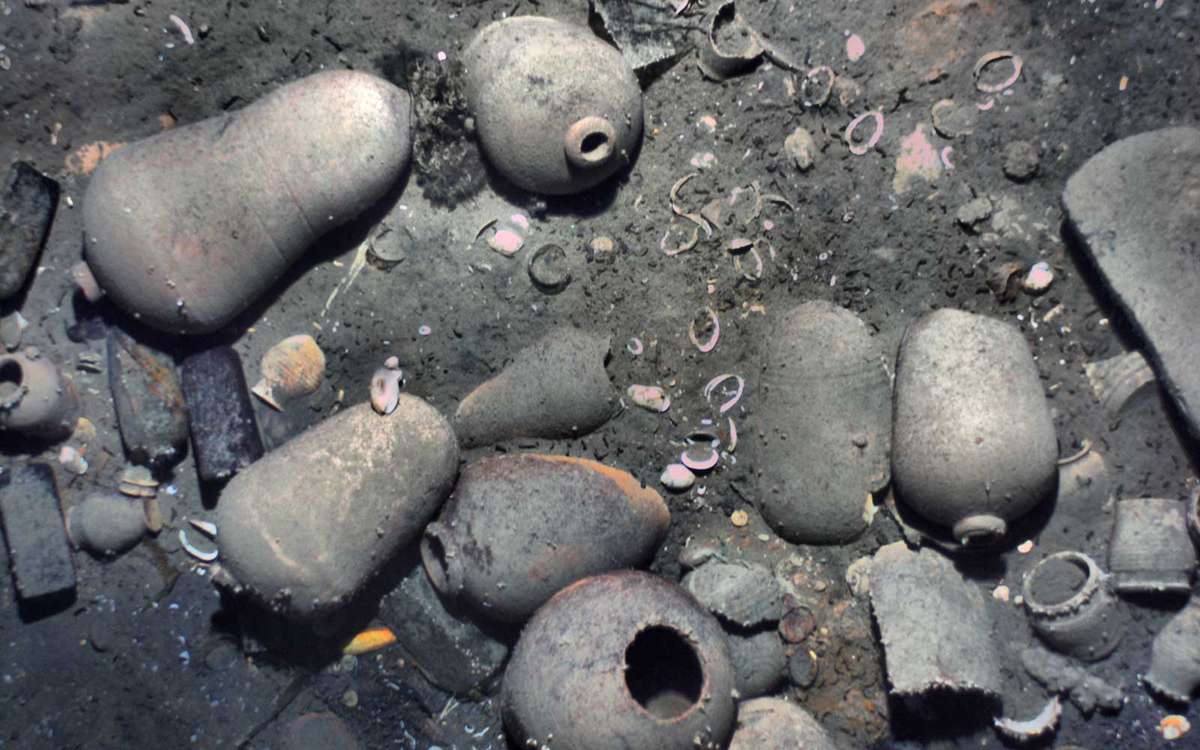 Ceramic Jars from San Jose Shipwreck in Colombia