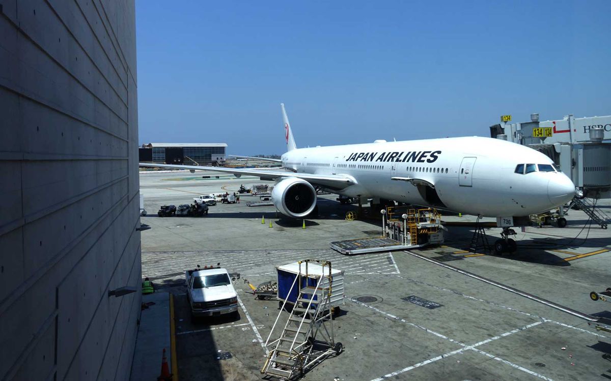 JAL First Class Experience
