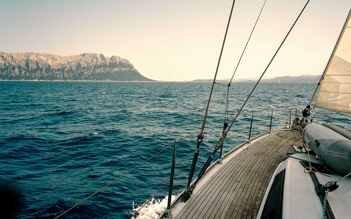 Tuscan Islands - Sailing Collective
