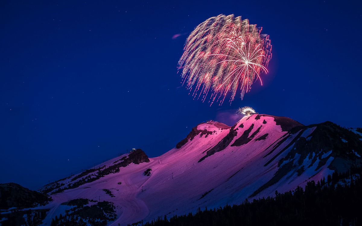 Mammoth Mountain fireworks