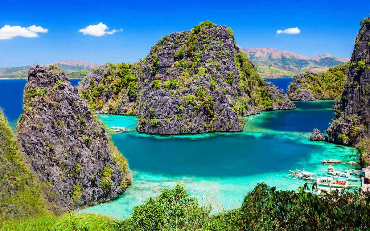 13 Places to See the Bluest Water in the World