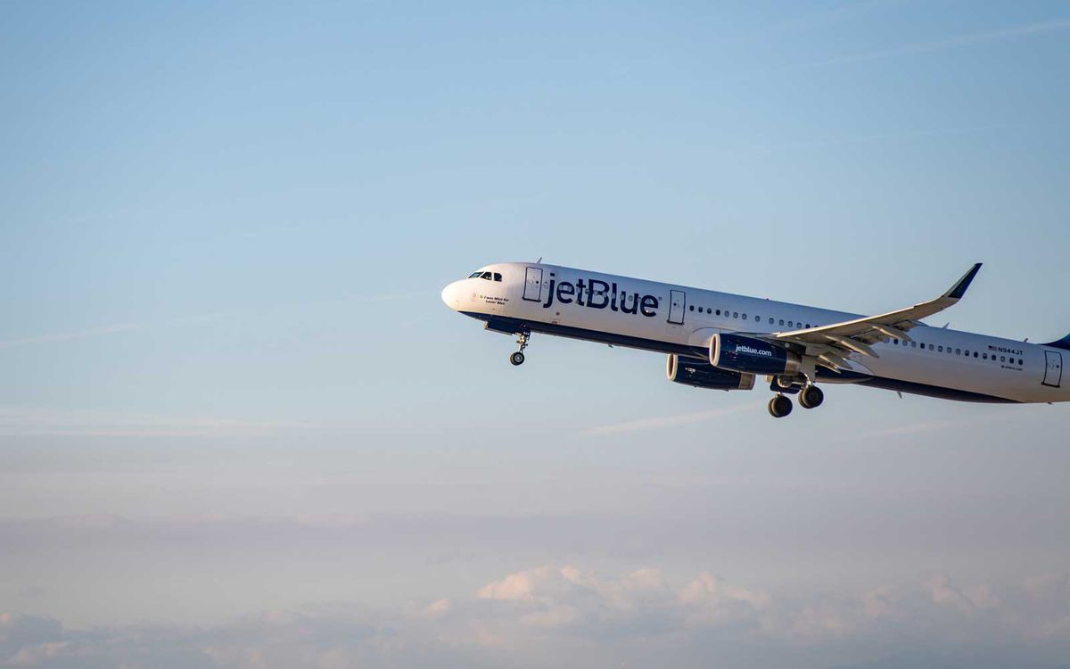 Jetblue Airline jet takes off at LAX