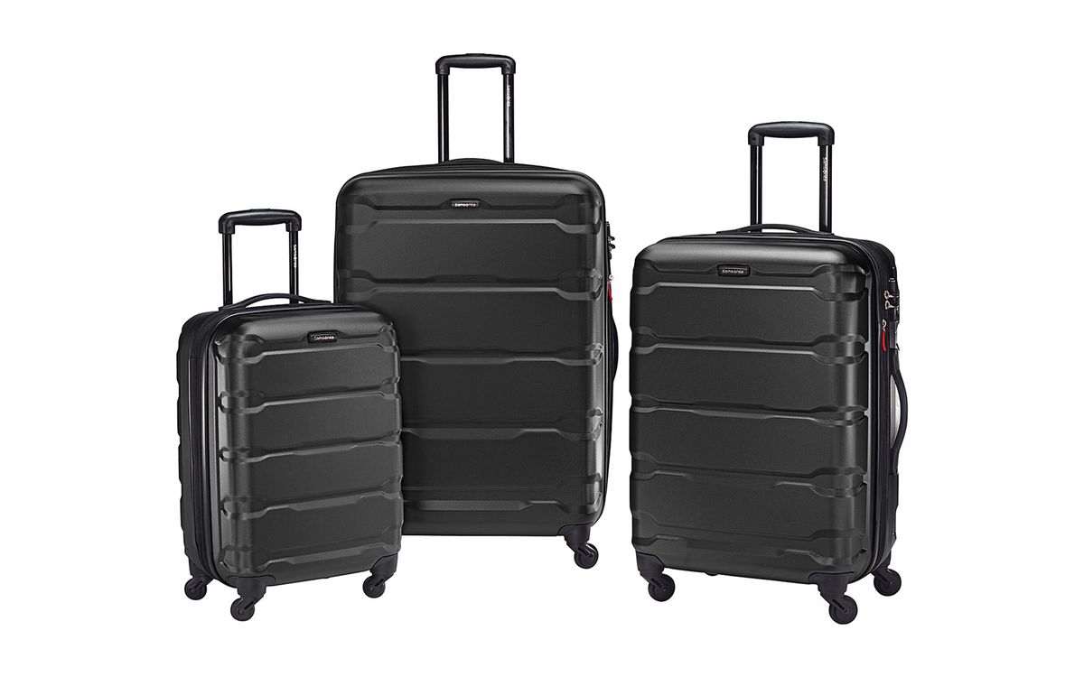Brookstone Hardsided Ultra Lightweight Luggage Set
