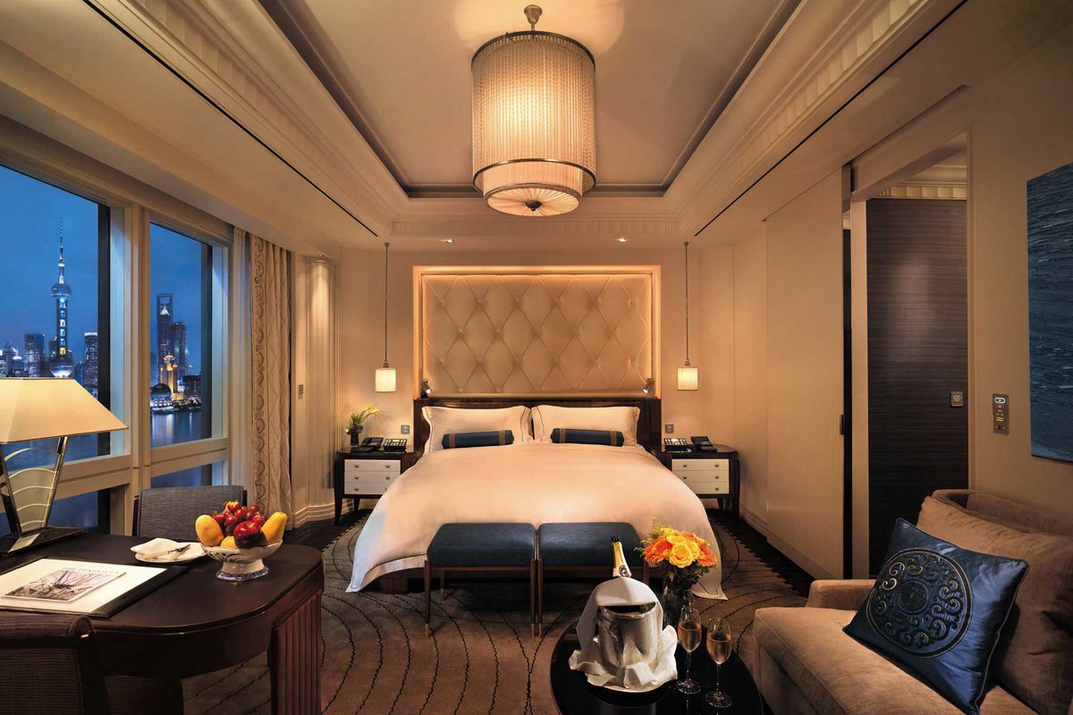 The Peninsula Shanghai, deluxe hotel room, Shanghai, China