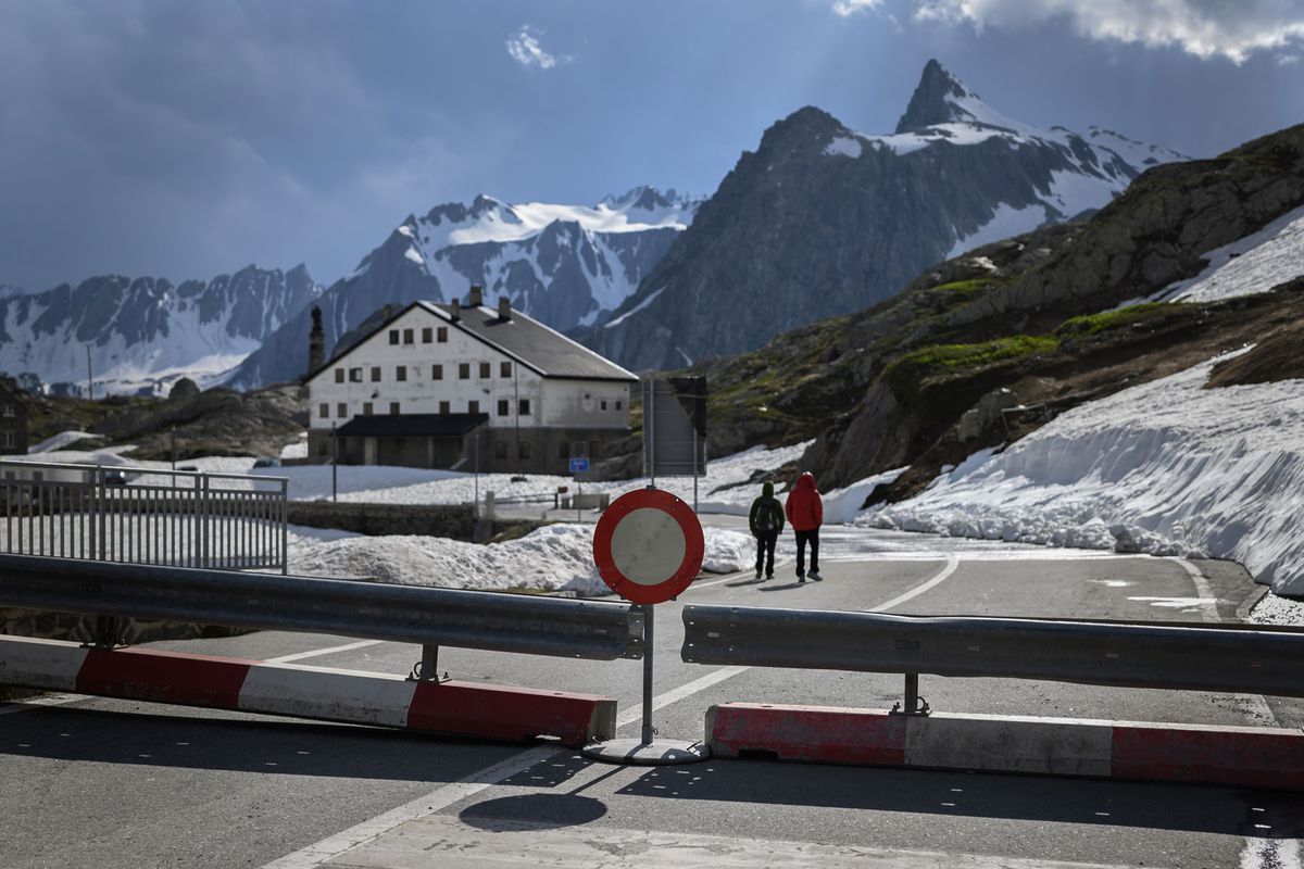 Switzerland's closed border at Grand Saint Bernard pas