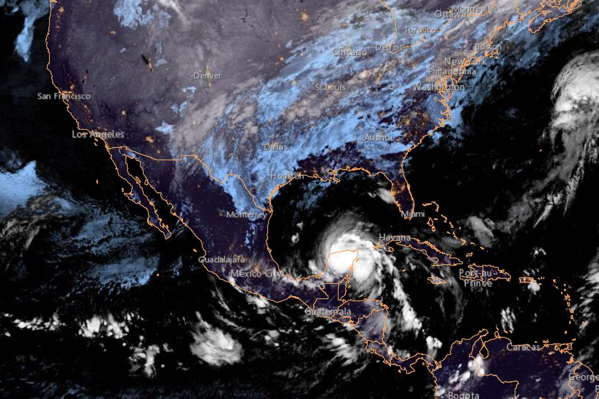 Hurricane Zeta radar image