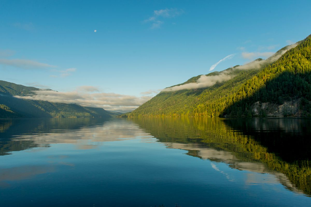 View in the morning of Lake Crescent at Olympic National Park
