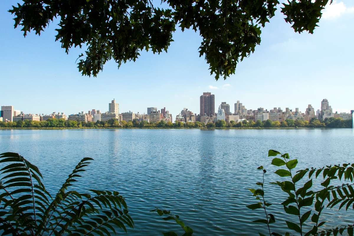 Buildings by Jacqueline Kennedy Onassis Reservoir in New York City