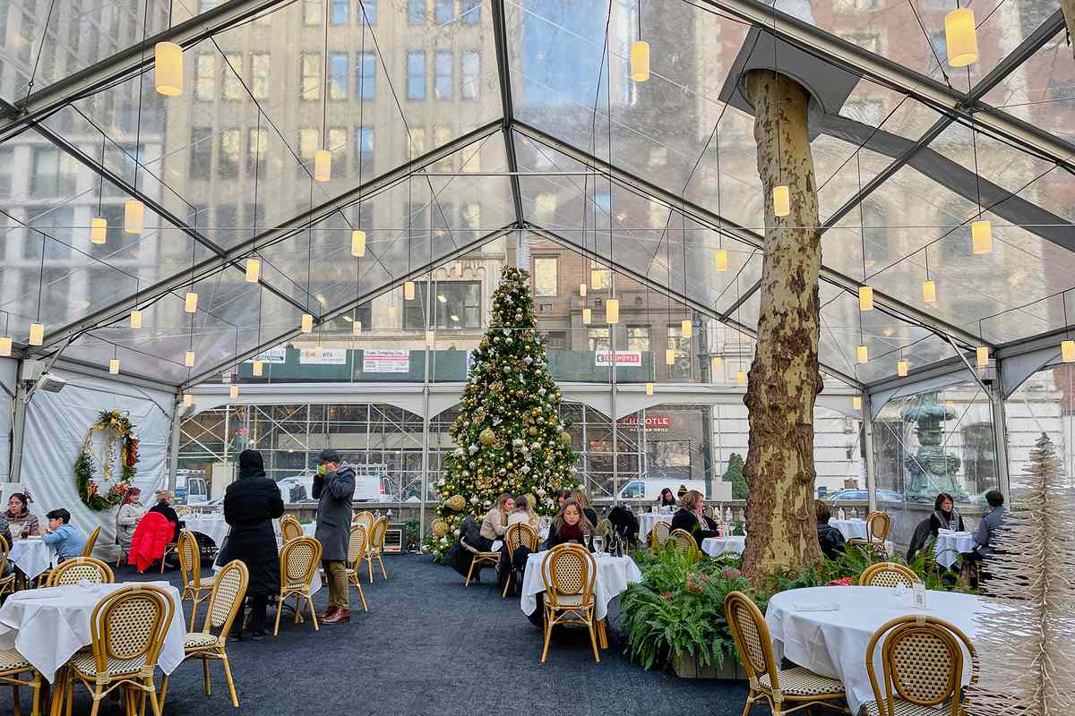 Bryant Park Grill outdoor dining tent