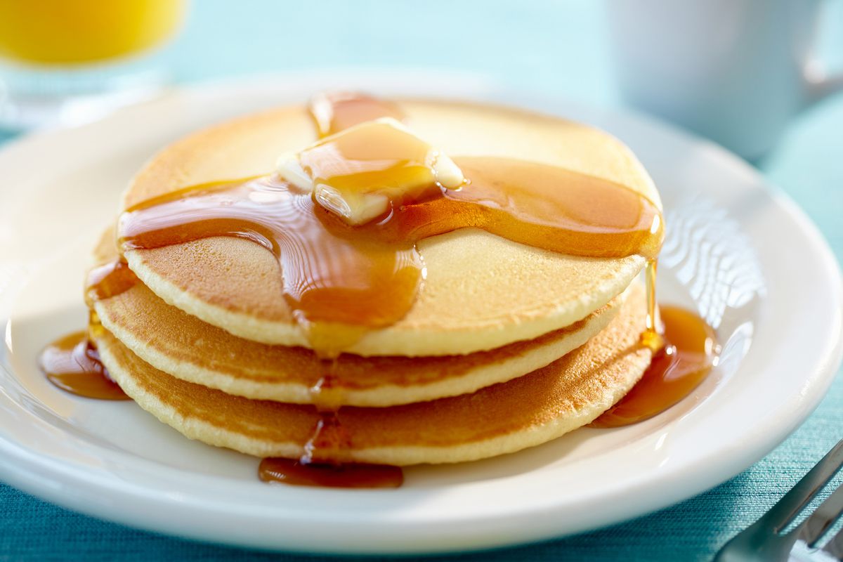 pancakes with syrup