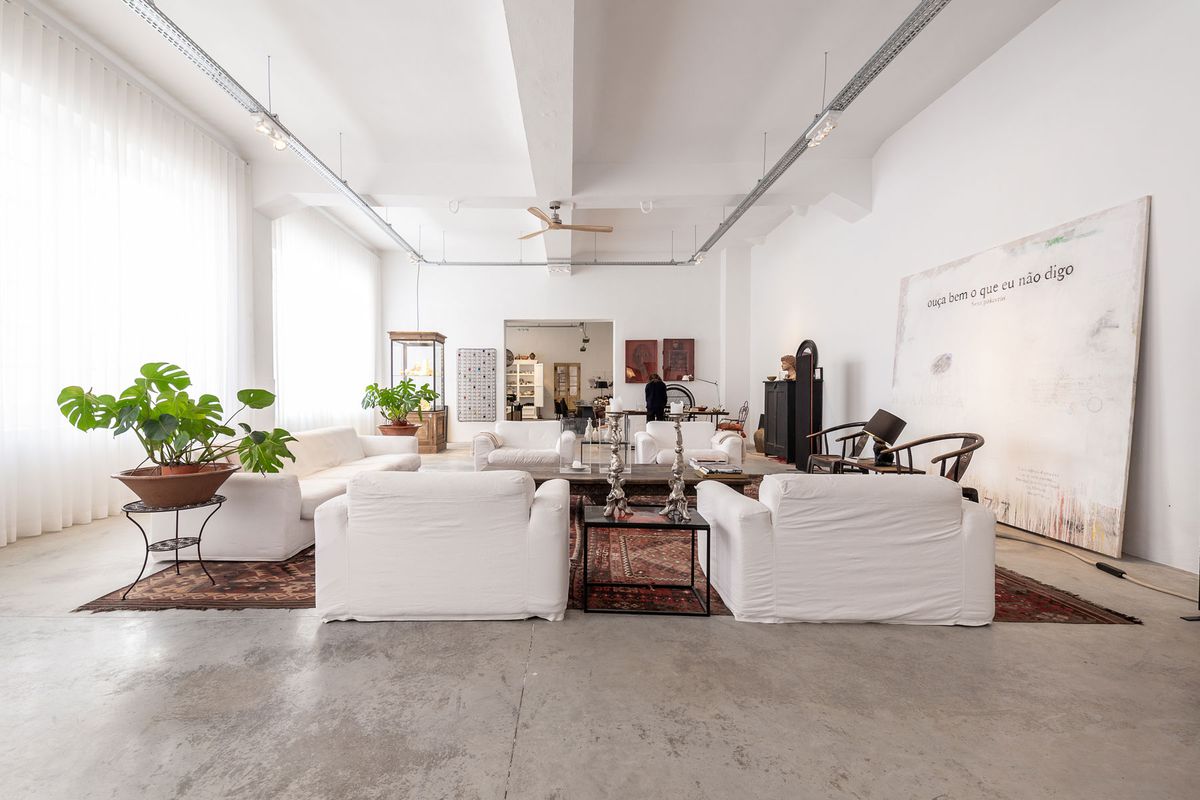 lounge area in Ana Ana Artistic Habitat
