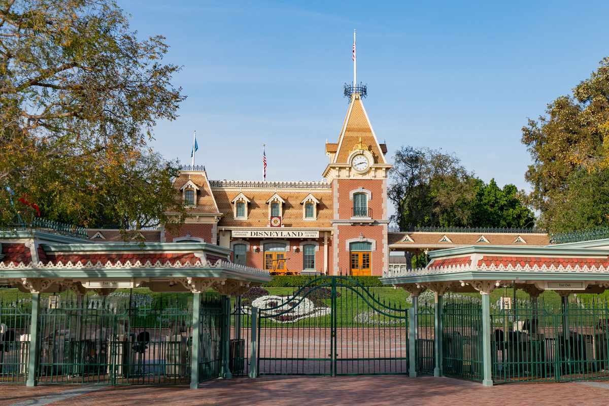 entrance to Disneyland