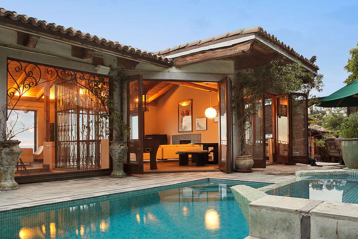 'Hollywood Hills 6,000 sq.ft. Villa in the Sky' Vrbo rental