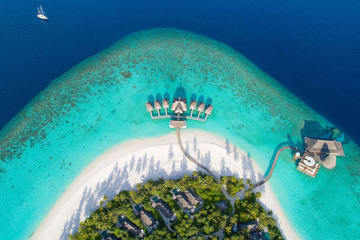 aerial view of Anantara Kihavah in the Maldives