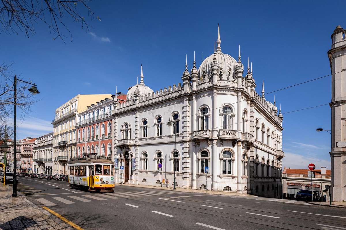 Exterior of EmbaiXada in Lisbon