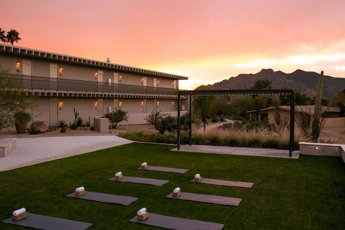 Sunset yoga at CIVANA CareFree in Arizona