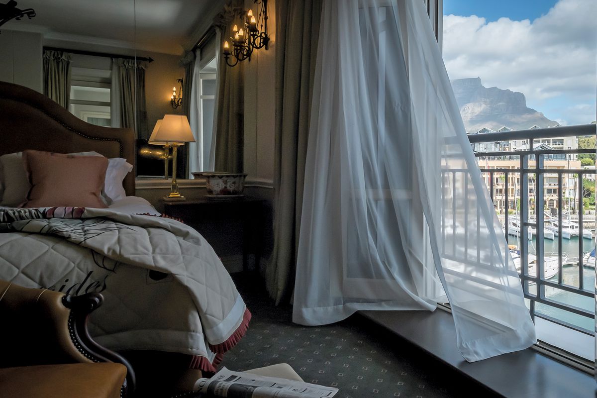 Table Mountain Luxury Room at Cape Grace