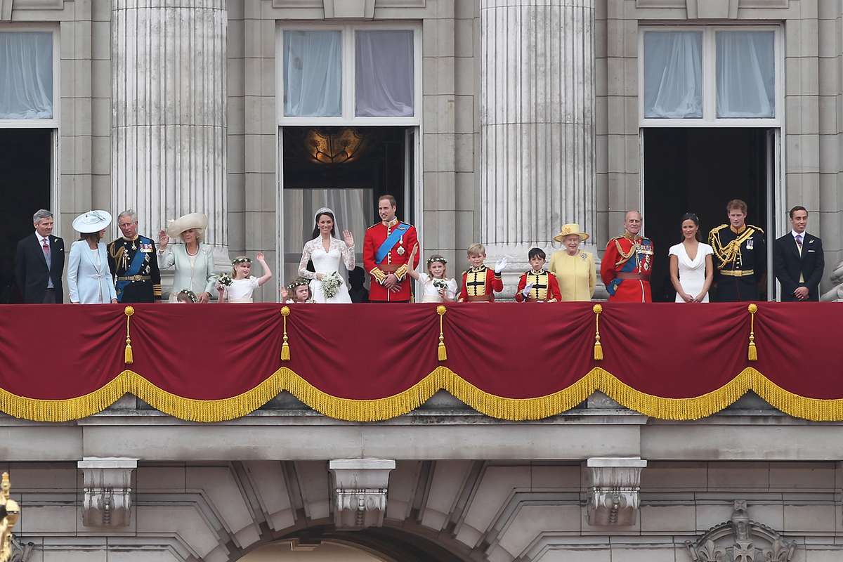 PGreeting the crowd from the balcony at Buckingham Palace for Prince William, Duke of Cambridge and Catherine, Duchess of Cambridge wedding