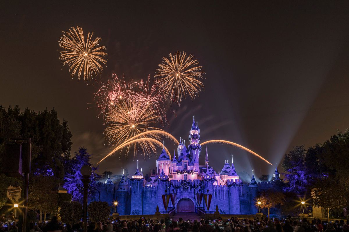 ‘Believe...In Holiday Magic’ fireworks spectacular returns to Disneyland Park when the Disneyland Resort transforms for the holiday season from Nov. 12, 2021, through Jan. 9, 2022.