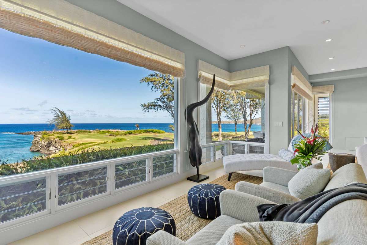 Pacaso's Maui Home on the coast with ocean views