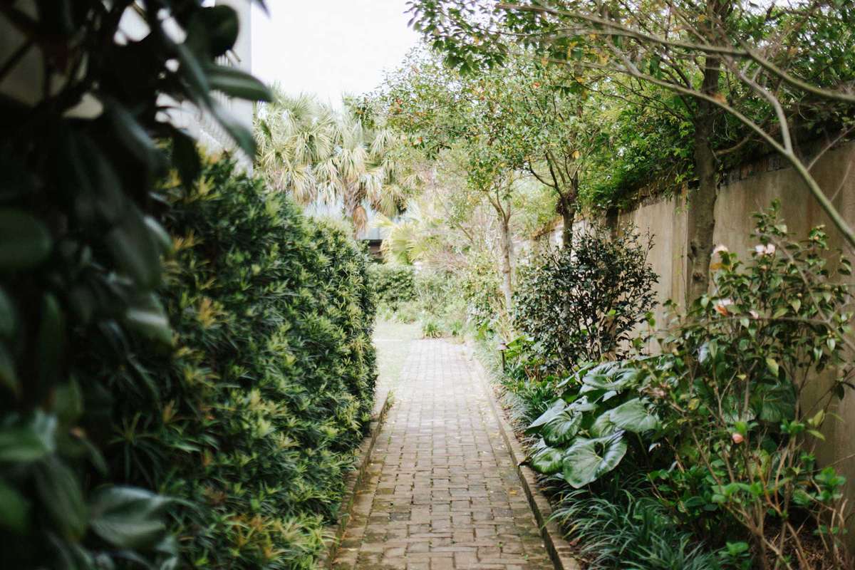 Historic Charleston Foundation's historic home and garden tours