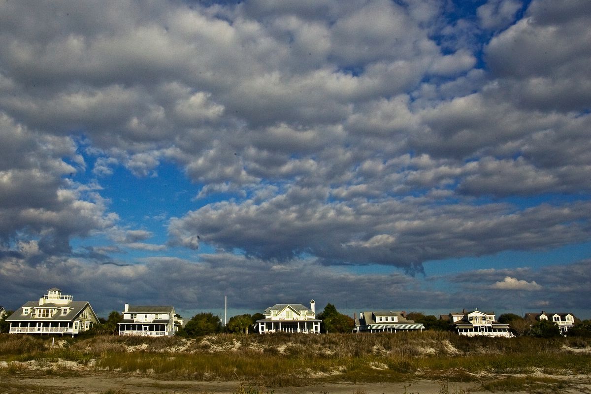 Homes on the shore of Sullivan's Island