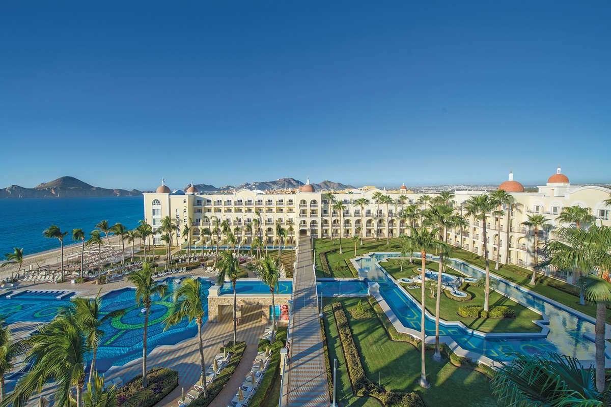 Aerial view of Hotel Riu Palace Cabo San Lucas