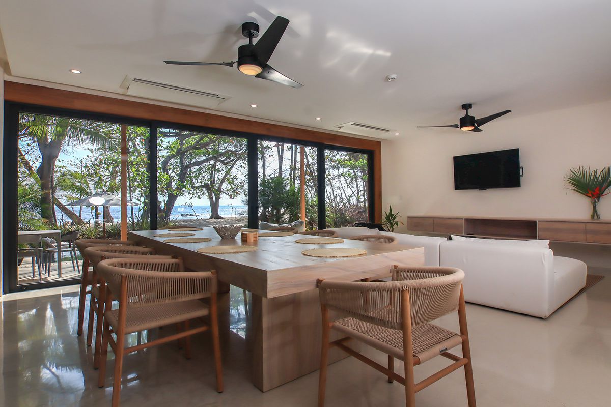 The dining and living area at Nantipa Villas