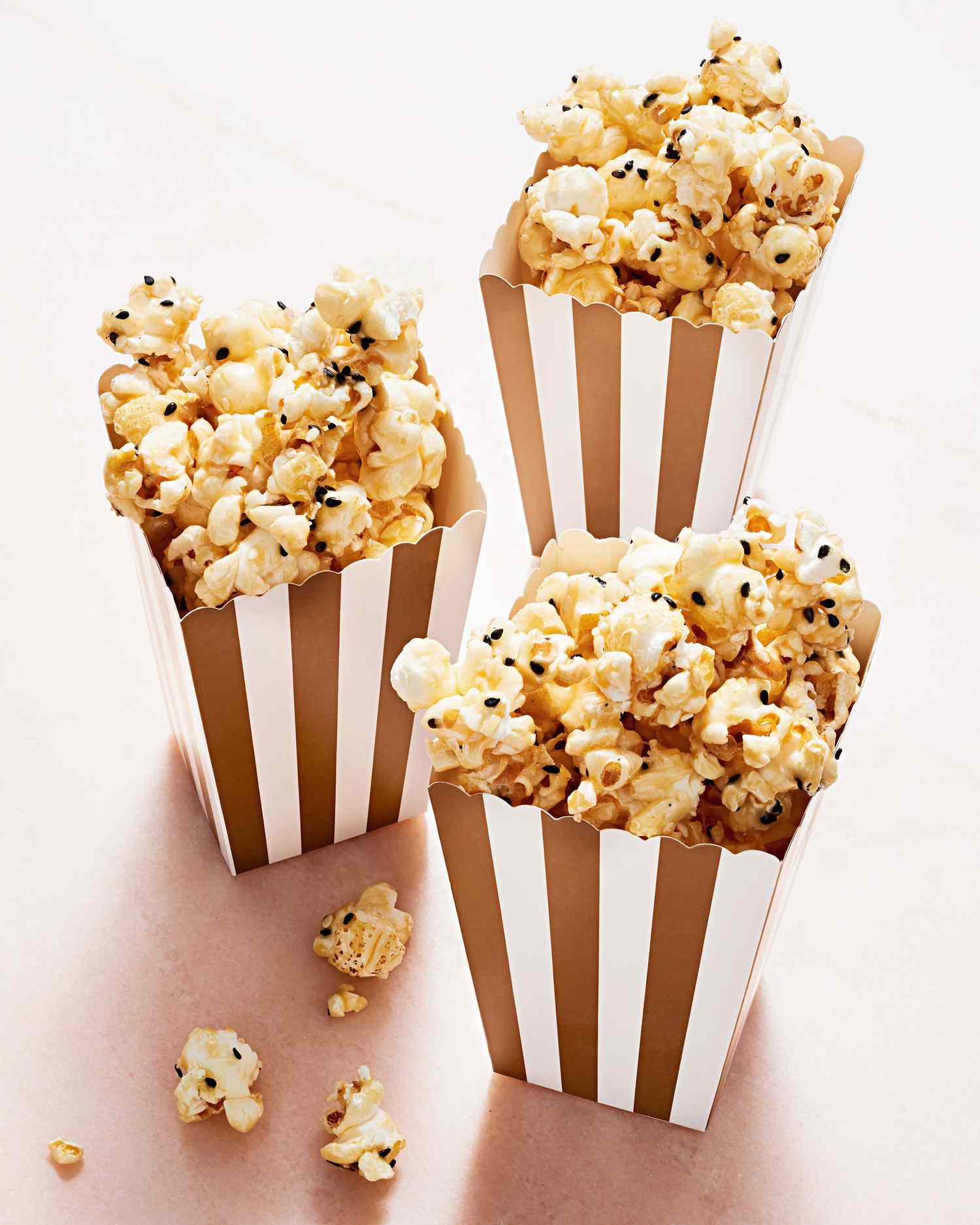 honey-sesame-popcorn-102852718.jpg