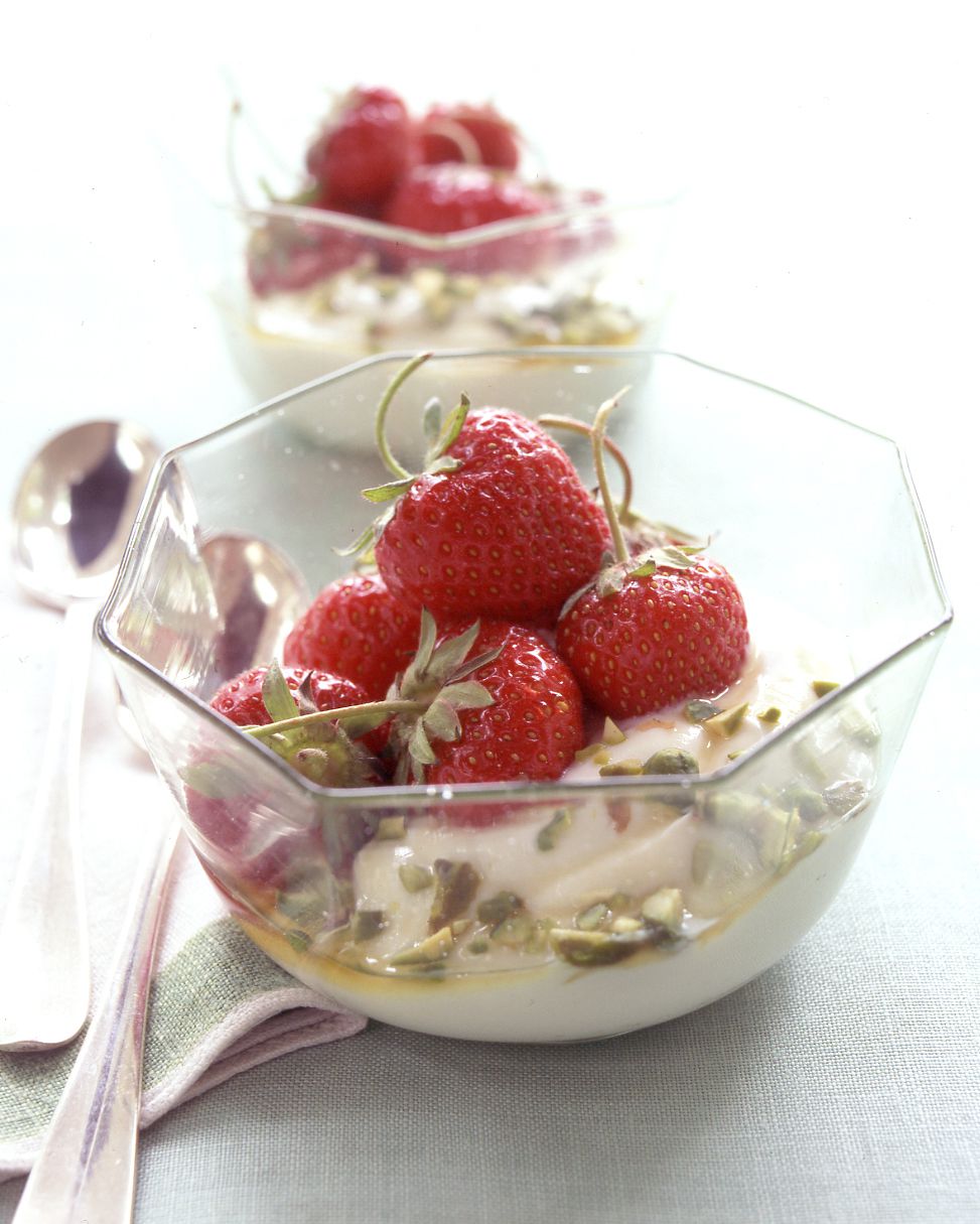 Strawberries with Yogurt and Pistachios