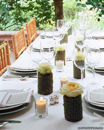 Moss-and-Rose Centerpiece