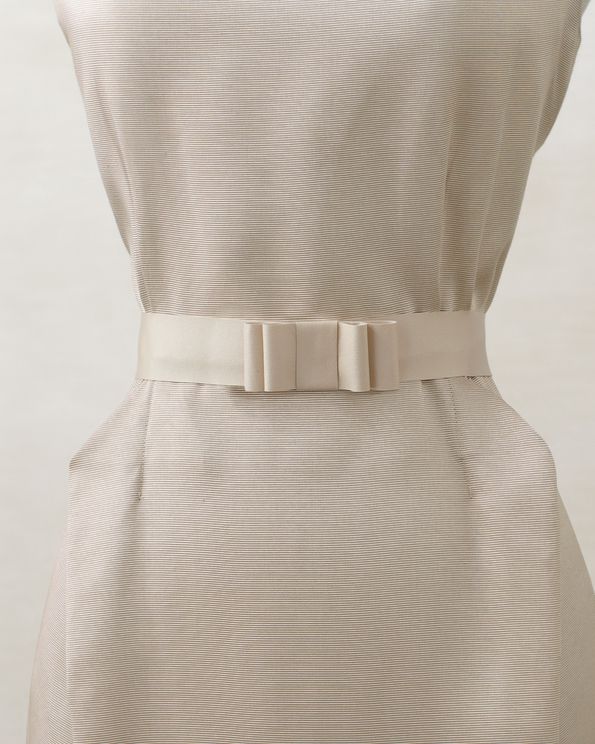 bridesmaid-bow-belt-mwd108708.jpg