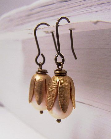 etsy_luz_designs_brass_buttercup_earrings.jpg