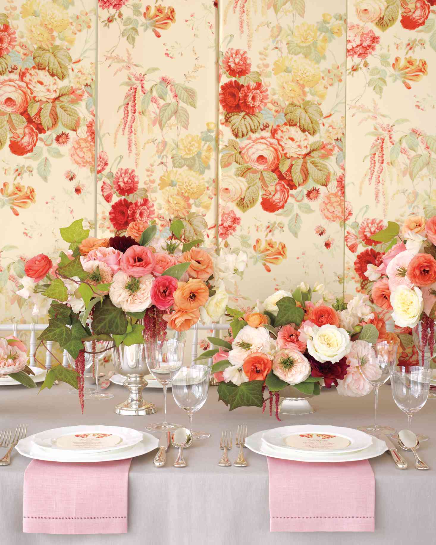 Romantic Centerpieces Inspired by Chintz