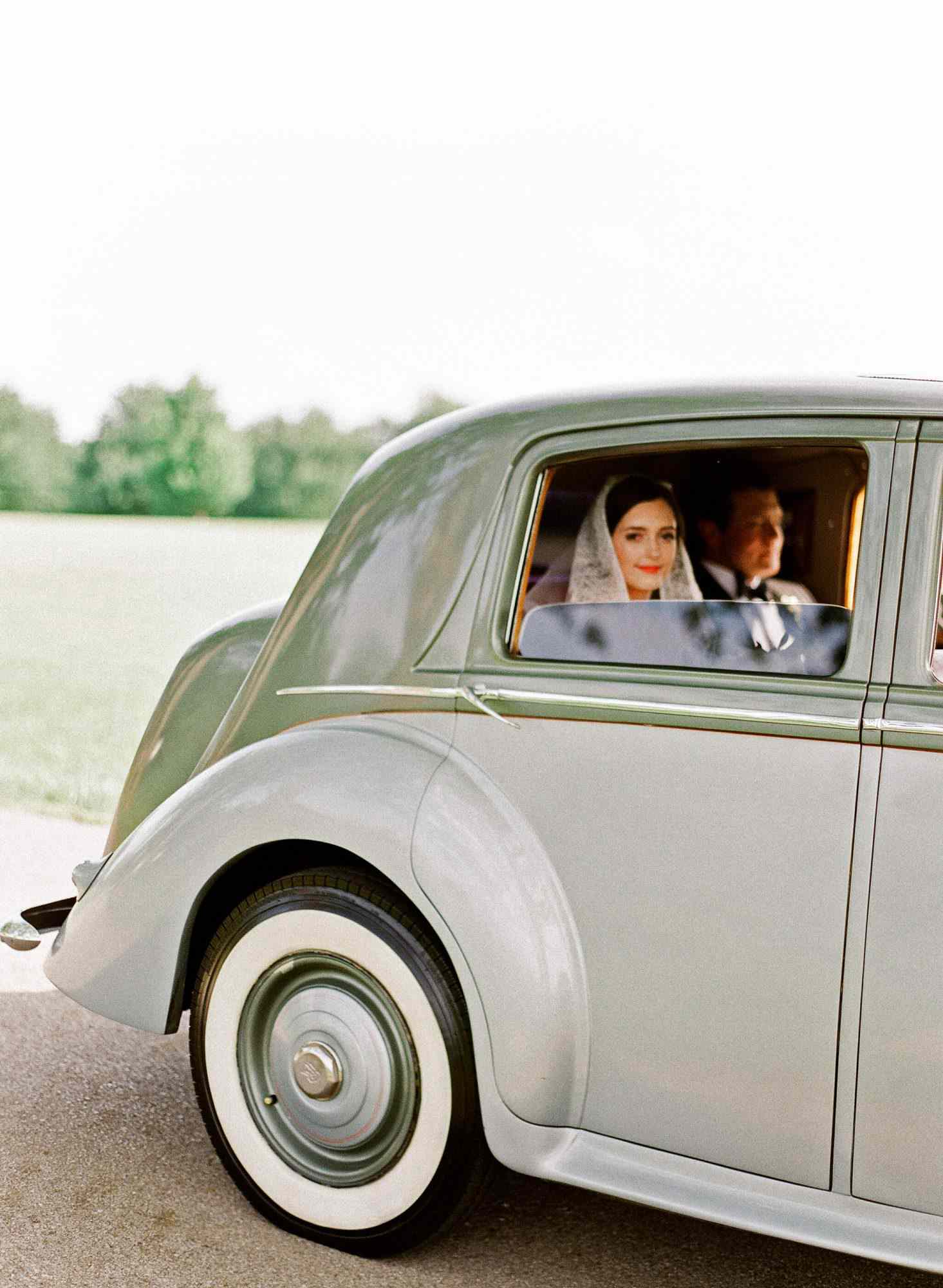 green wedding ideas leslee mitchell car