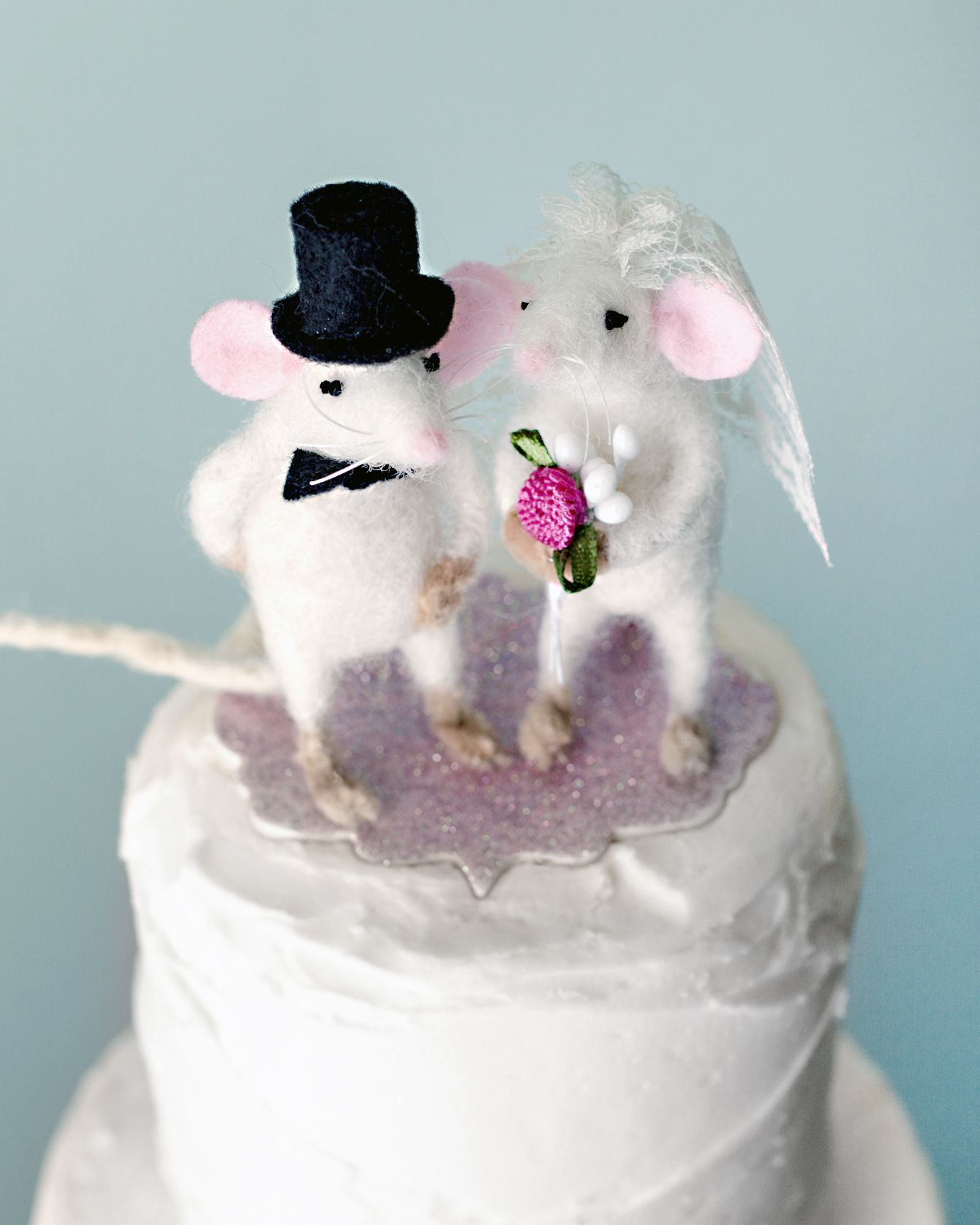 Handmade Bride & Groom Mice Wedding Mice Cake Topper Bespoke Wedding Mice FULLY CUSTOMISABLE