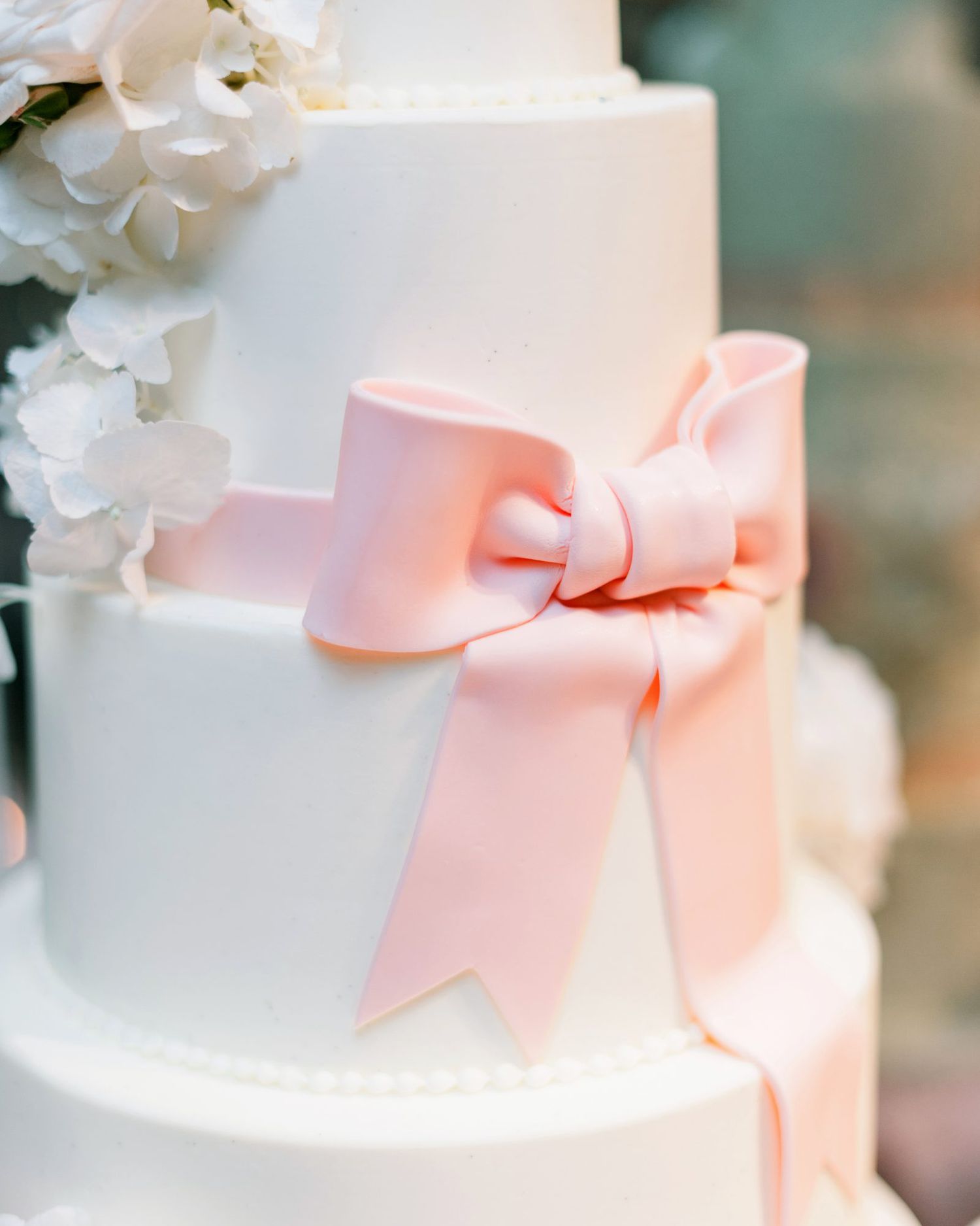 cakes with bows hazlenut photography