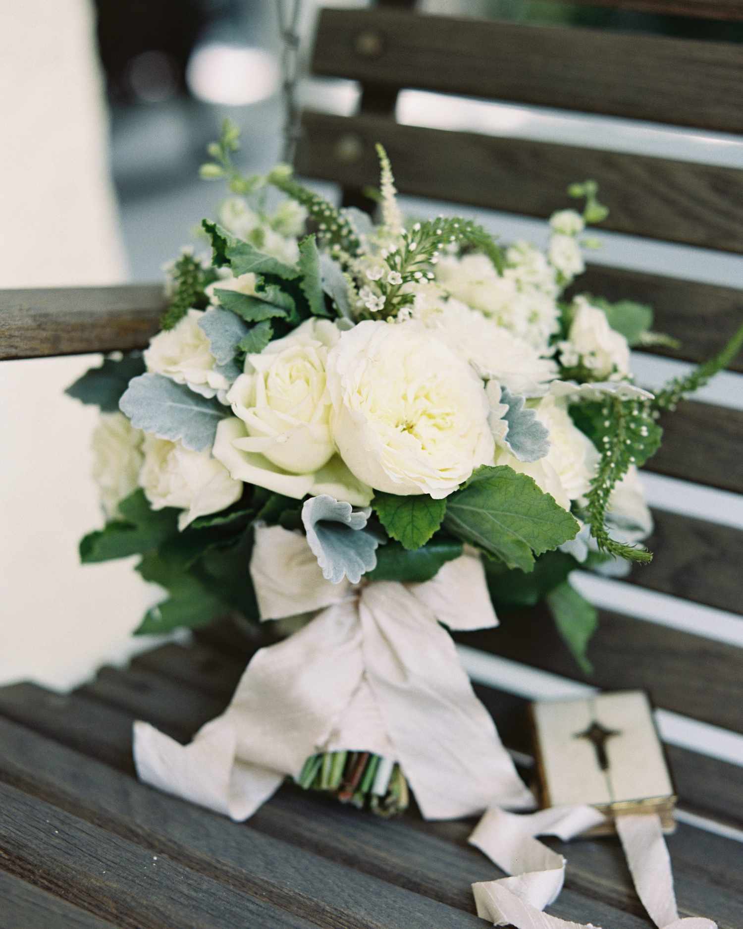 beth-scott-wedding-bouquet-0314-s112077-0715.jpg
